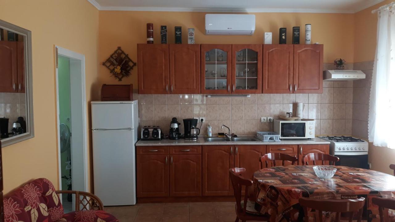 Kiraly Apartman Fonyód Екстериор снимка